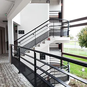 kyriad-direct-clermont-ferrand-nord-gerzat.hotels-rhonealpes.com/
