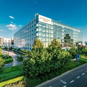 מלון Courtyard By Marriott Airport